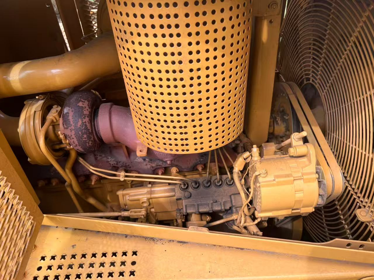 CATERPILLAR D6R - Bulldozer: foto 5 CATERPILLAR D6R - Bulldozer: foto 5