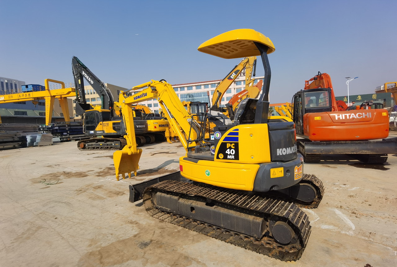 CATERPILLAR PC40MR - Miniexcavadora: foto 1 CATERPILLAR PC40MR - Miniexcavadora: foto 1