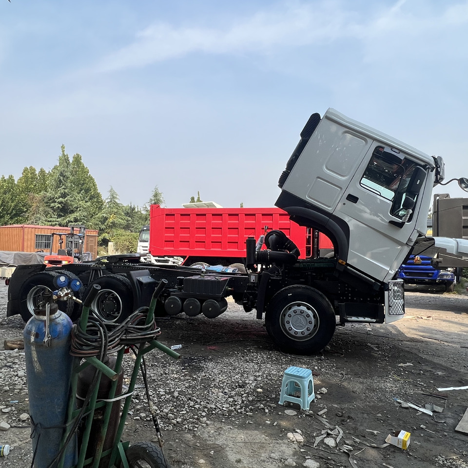 Cabeza tractora SINOTRUK Howo tractor head: foto 8