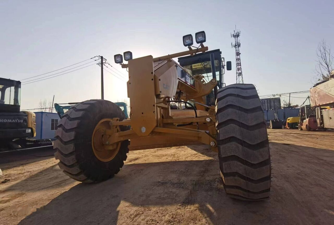 Caterpillar 120K - Grader: foto 1 Caterpillar 120K - Grader: foto 1