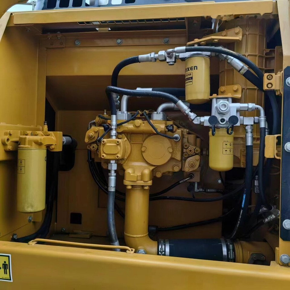 Caterpillar 330D2L - Excavadora de cadenas: foto 1 Caterpillar 330D2L - Excavadora de cadenas: foto 1