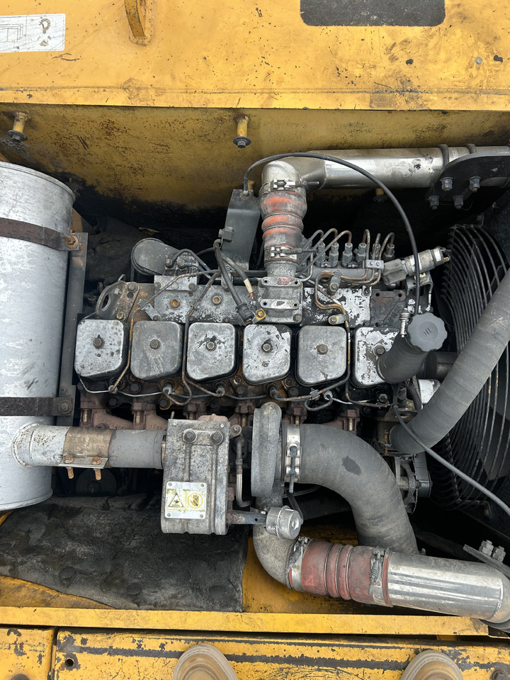 HYUNDAI R210W-7 - Excavadora de ruedas: foto 2 HYUNDAI R210W-7 - Excavadora de ruedas: foto 2