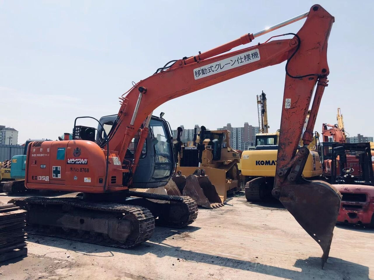 Hitachi EX135 - Excavadora de cadenas: foto 3 Hitachi EX135 - Excavadora de cadenas: foto 3