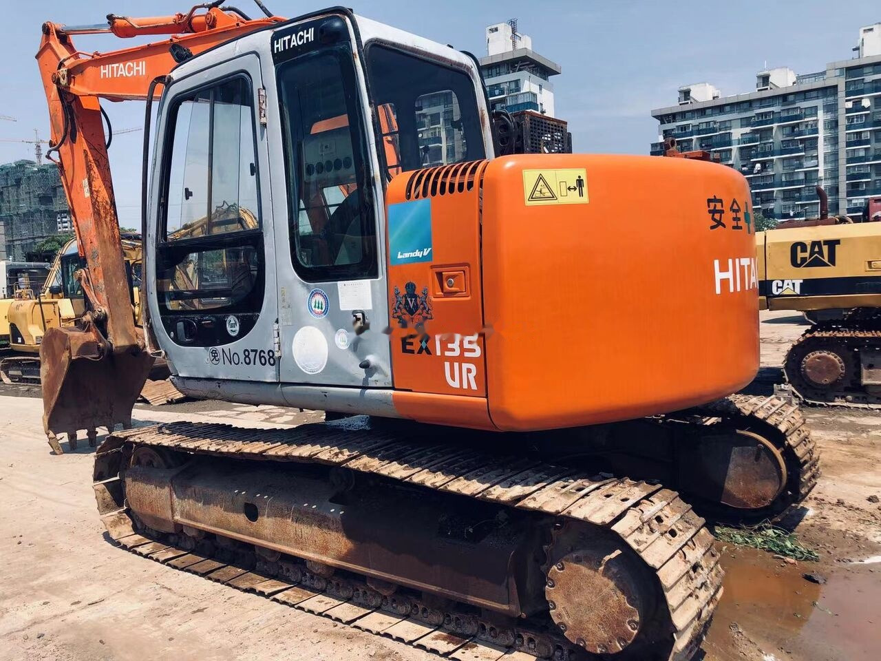Hitachi EX135 - Excavadora de cadenas: foto 5 Hitachi EX135 - Excavadora de cadenas: foto 5