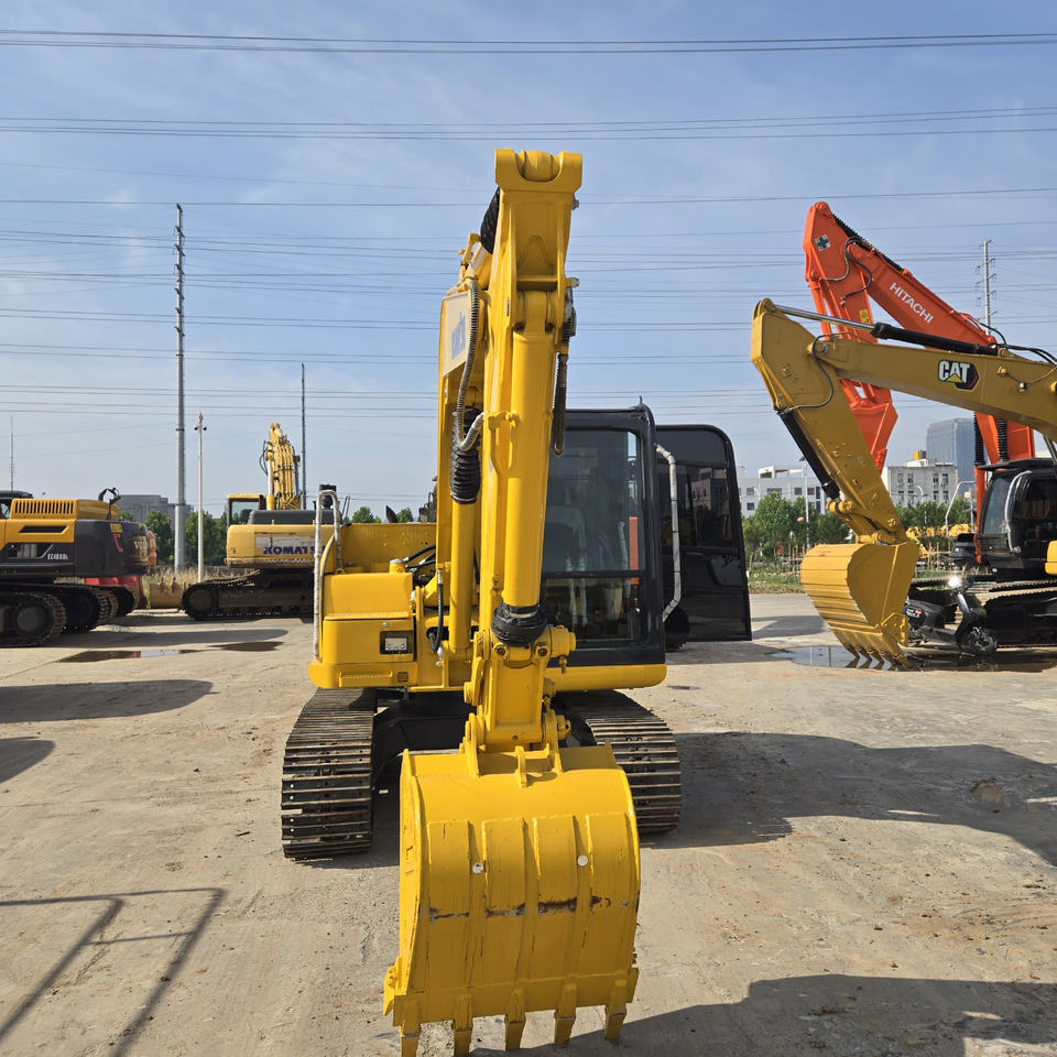 KOMATSU PC70-8 - Miniexcavadora: foto 2 KOMATSU PC70-8 - Miniexcavadora: foto 2