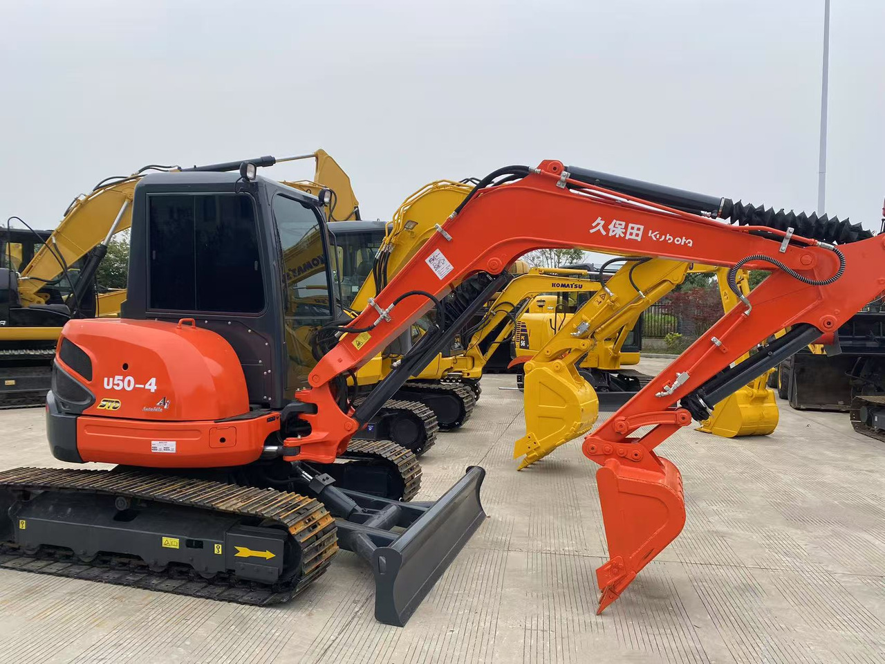 KUBOTA U50 - Miniexcavadora: foto 4 KUBOTA U50 - Miniexcavadora: foto 4