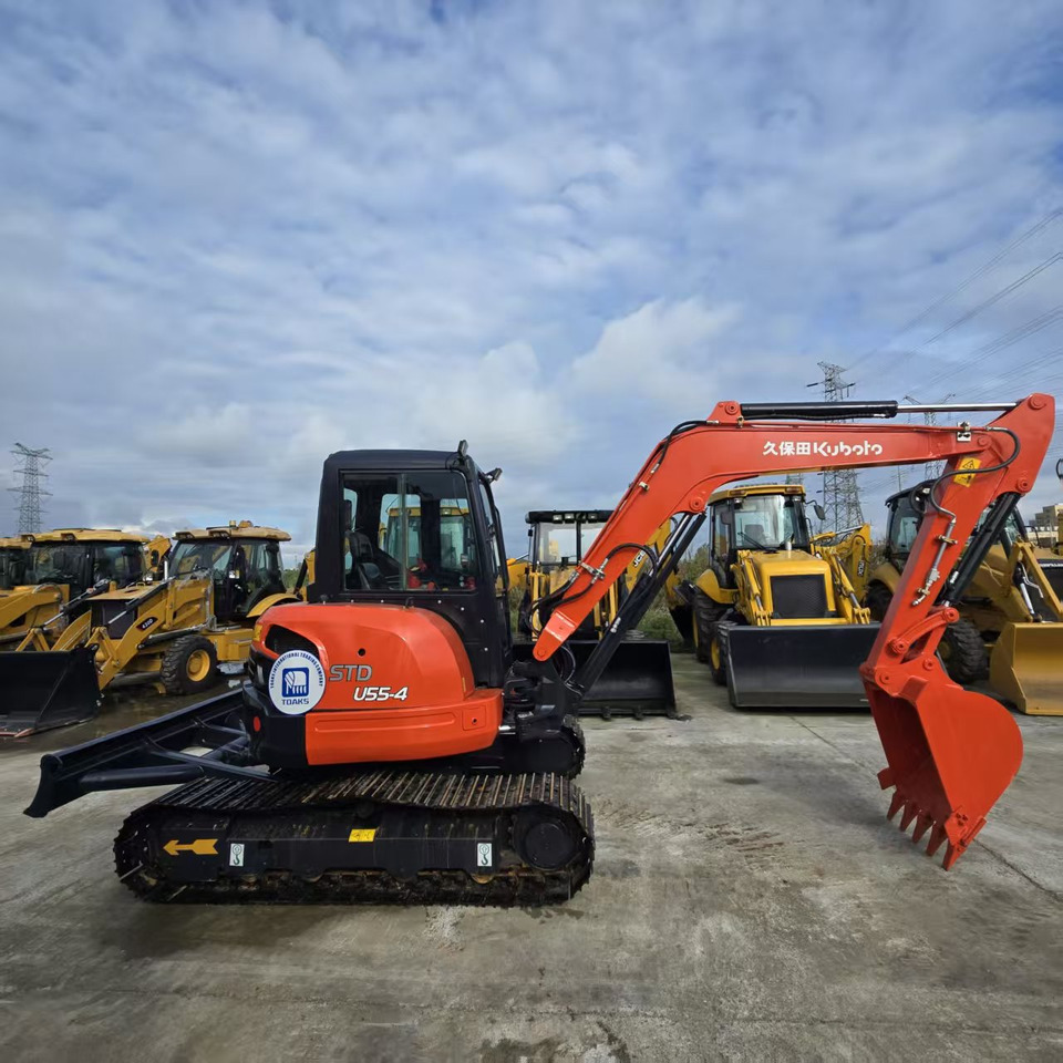 KUBOTA U55-4 - Miniexcavadora: foto 5 KUBOTA U55-4 - Miniexcavadora: foto 5