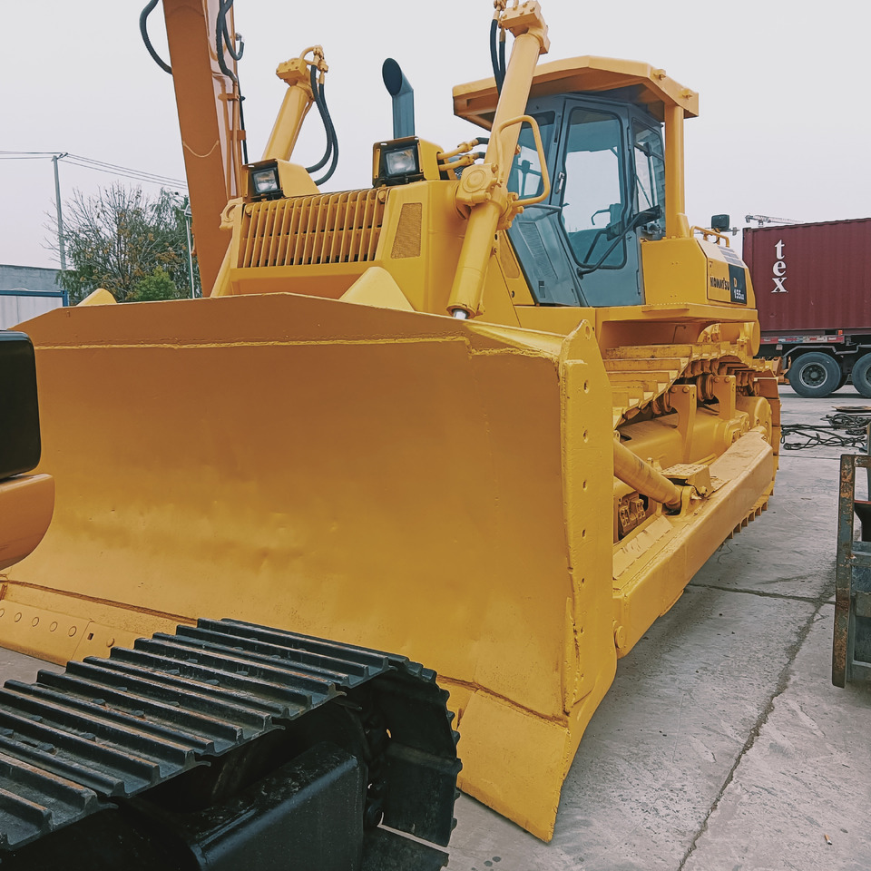 Komatsu D155A-5 - Bulldozer: foto 1 Komatsu D155A-5 - Bulldozer: foto 1