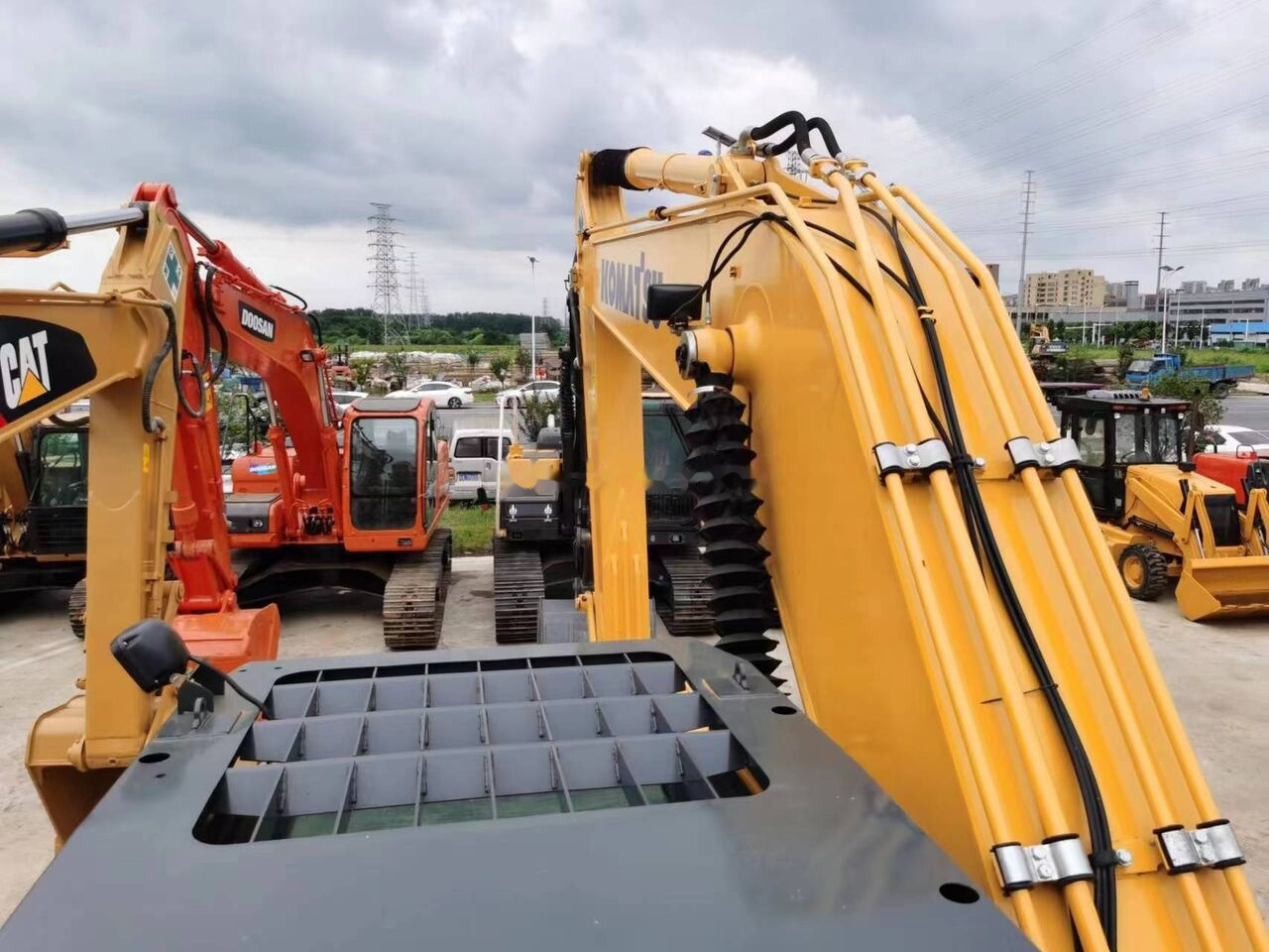 Komatsu PC200-8 - Excavadora de cadenas: foto 5 Komatsu PC200-8 - Excavadora de cadenas: foto 5
