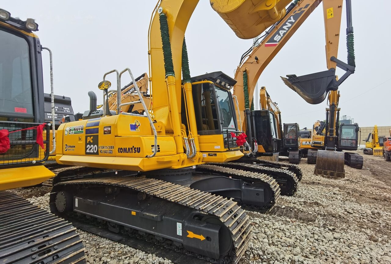 Komatsu PC220-8 - Excavadora de cadenas: foto 1 Komatsu PC220-8 - Excavadora de cadenas: foto 1
