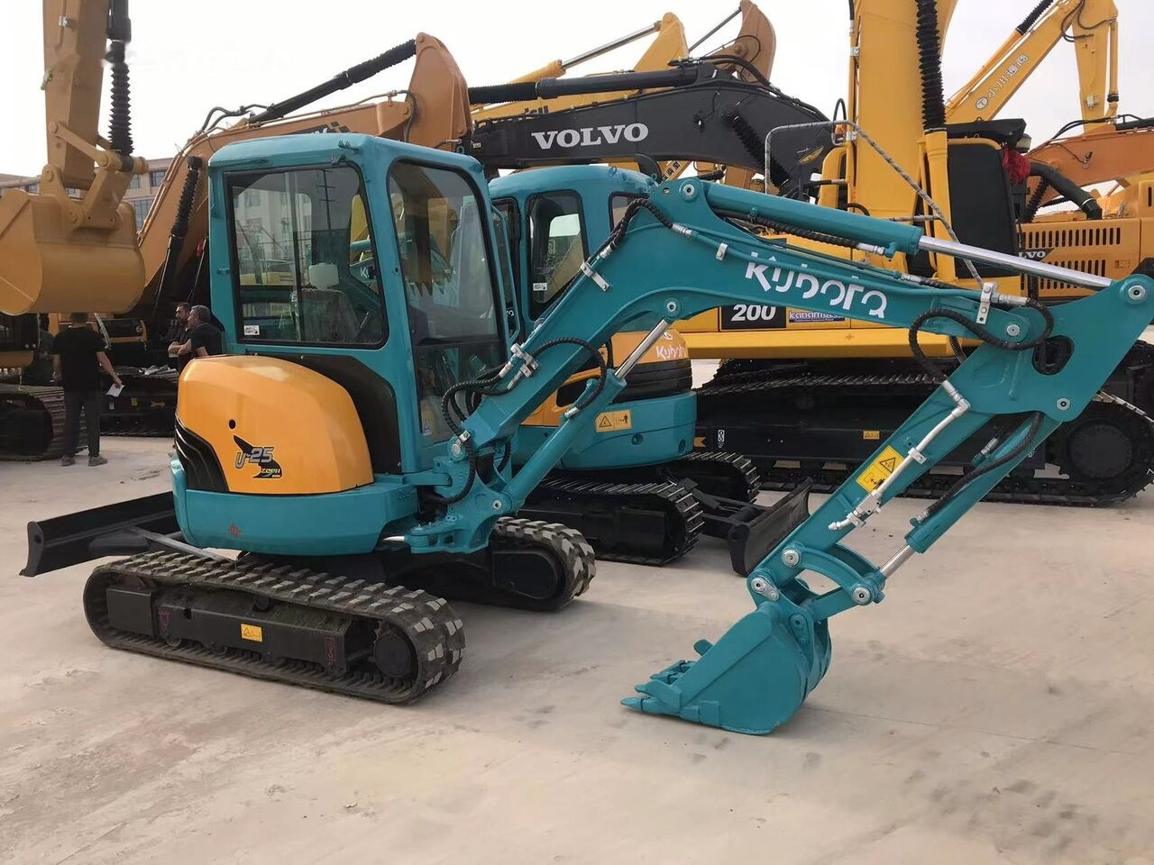 Kubota U25 - Miniexcavadora: foto 2 Kubota U25 - Miniexcavadora: foto 2