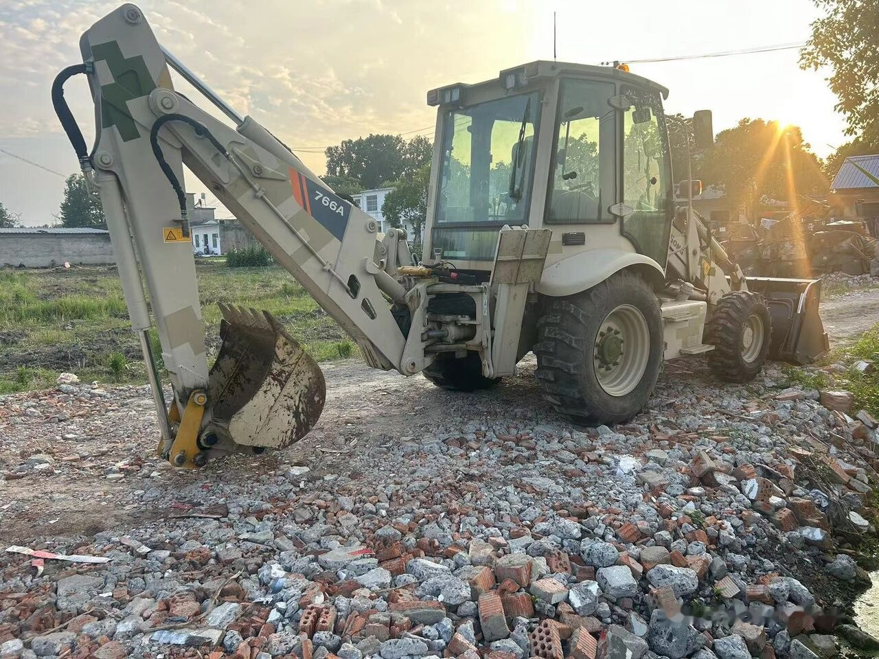 Retroexcavadora LiuGong 766A: foto 7