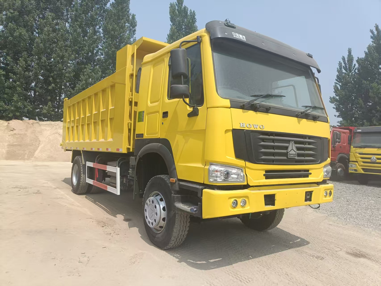Leasing de SINOTRUK HOWO 4x2 SINOTRUK HOWO 4x2: foto 6