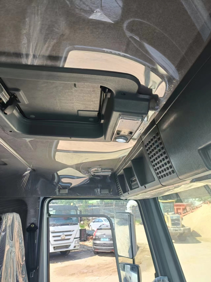 Camión volquete SINOTRUK HOWO: foto 7