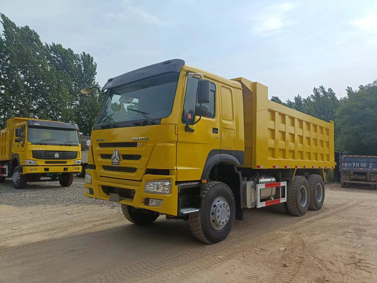 Camión volquete nuevo SINOTRUK HOWO: foto 6