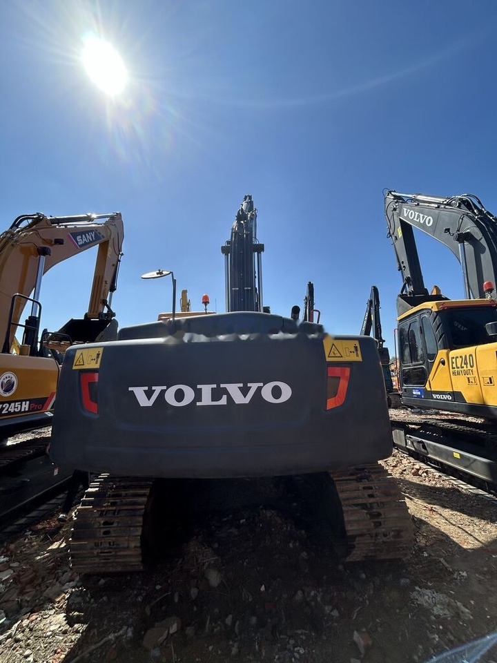 Volvo EC240 - Excavadora de cadenas: foto 1 Volvo EC240 - Excavadora de cadenas: foto 1