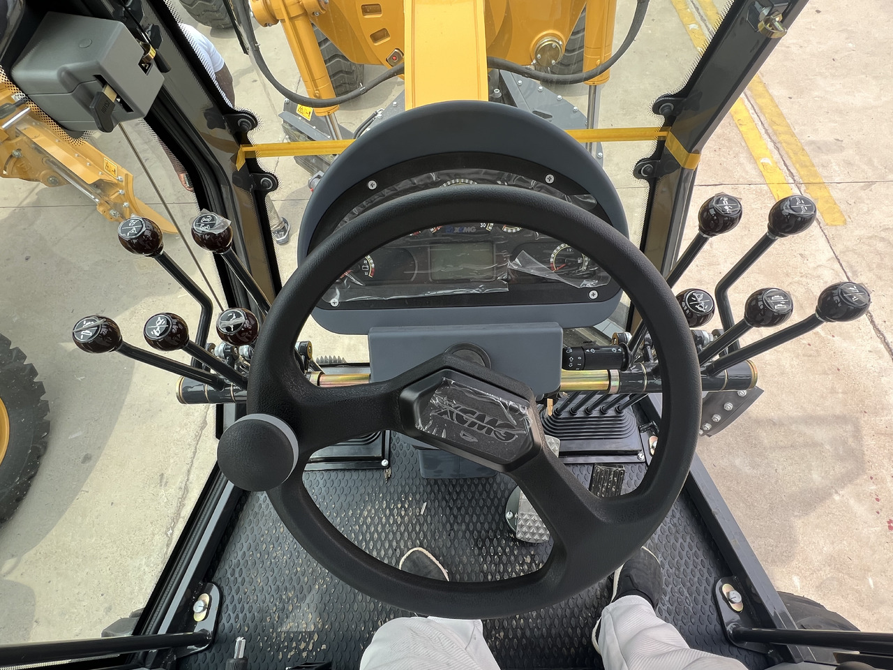 XCMG GR215 - Grader: foto 3 XCMG GR215 - Grader: foto 3