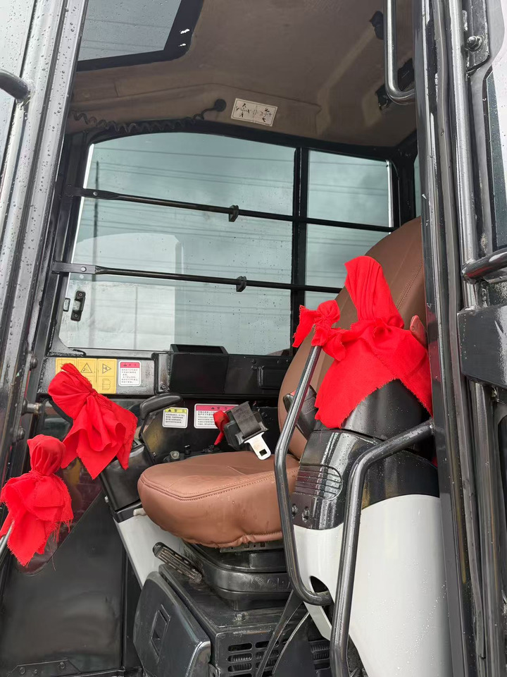 YANMAR VIO80 - Miniexcavadora: foto 3 YANMAR VIO80 - Miniexcavadora: foto 3