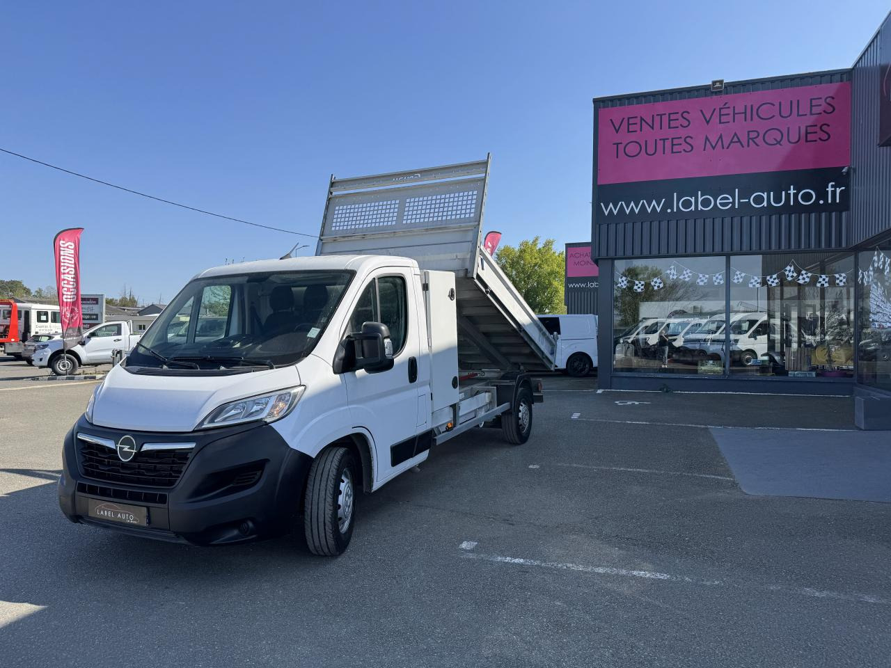 OPEL Movano 3.5t L2.2 BlueHDi Maxi 140CH BENNE COFFRE - Furgoneta basculante: foto 5 OPEL Movano 3.5t L2.2 BlueHDi Maxi 140CH BENNE COFFRE - Furgoneta basculante: foto 5