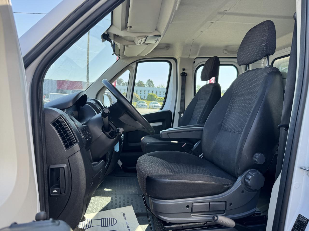 Opel Movano combi 165CH BLUEHDI S&S BENNE COFFRE DOUBLE CABINE 6 PLACES - Furgoneta basculante: foto 4 Opel Movano combi 165CH BLUEHDI S&S BENNE COFFRE DOUBLE CABINE 6 PLACES - Furgoneta basculante: foto 4