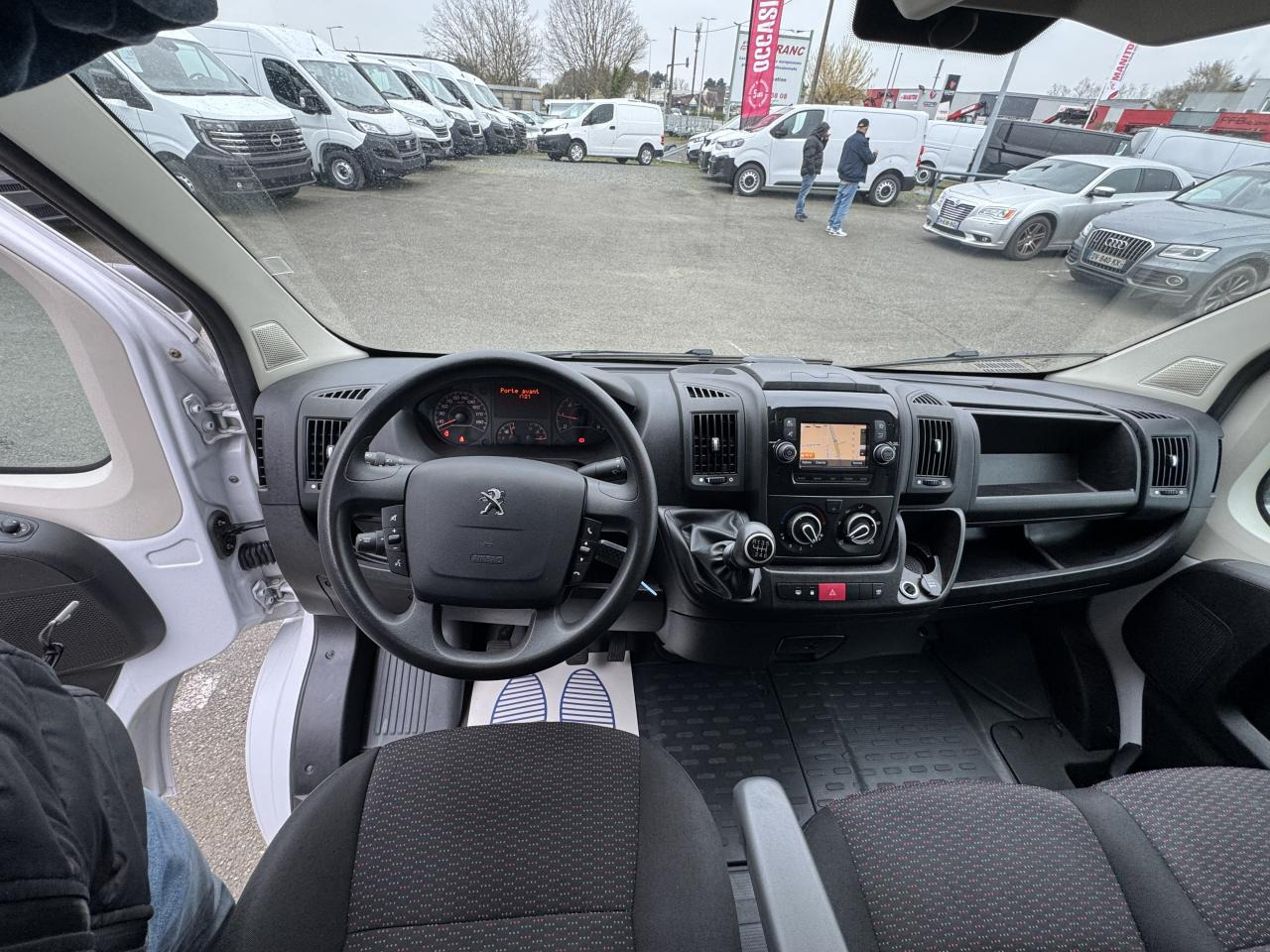 PEUGEOT BOXER 3T3 L3H2 2.2 HDI 140CH ASPHALT - Furgón: foto 4 PEUGEOT BOXER 3T3 L3H2 2.2 HDI 140CH ASPHALT - Furgón: foto 4