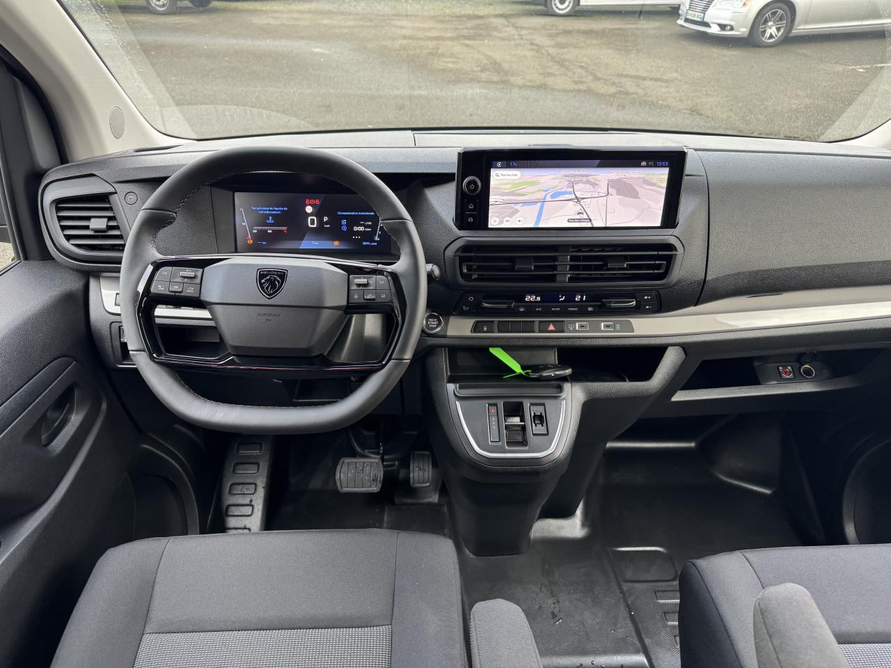 PEUGEOT Expert XL 2.0 BlueHDi - 180 S&S - BV EAT8 III CABINE APPROFONDIE Fourgon Cabine approfondie Fix - Furgón: foto 3 PEUGEOT Expert XL 2.0 BlueHDi - 180 S&S - BV EAT8 III CABINE APPROFONDIE Fourgon Cabine approfondie Fix - Furgón: foto 3