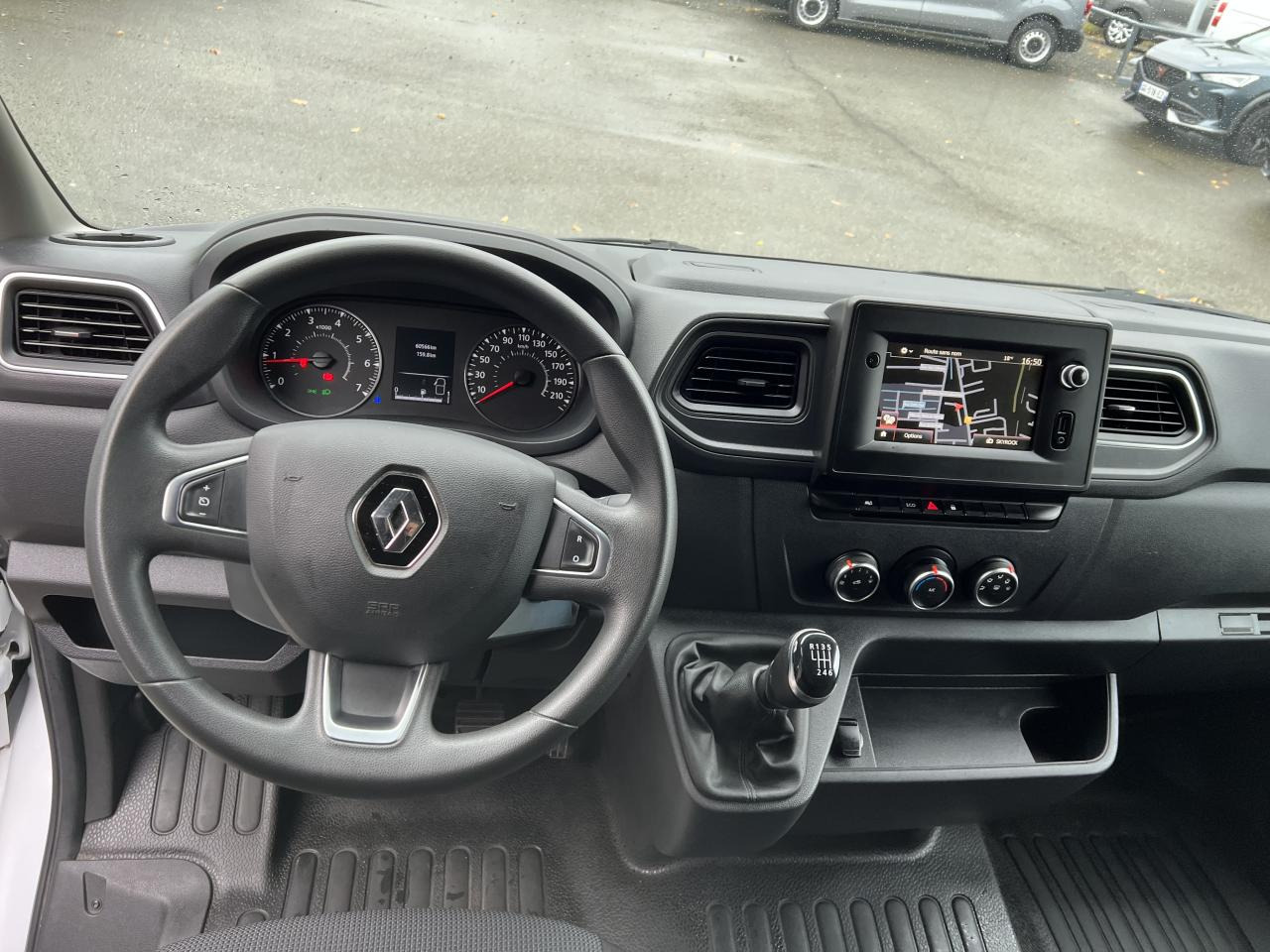 RENAULT Master Grand Confort F3300 L2H2 2.3 dCi - 135 III FOURGON Fourgon L2H2 Traction PHASE 3 - Furgón: foto 4 RENAULT Master Grand Confort F3300 L2H2 2.3 dCi - 135 III FOURGON Fourgon L2H2 Traction PHASE 3 - Furgón: foto 4