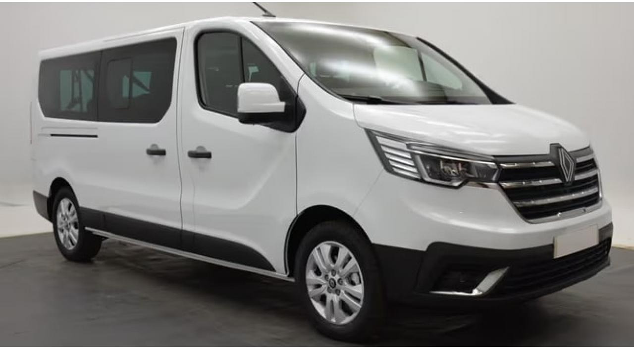 RENAULT Trafic L2 2.0 Energy dCi - 150 - S&S - 25 III COMBI Combi Grand Techno L2H1 PHASE 3 - Furgoneta combi: foto 1 RENAULT Trafic L2 2.0 Energy dCi - 150 - S&S - 25 III COMBI Combi Grand Techno L2H1 PHASE 3 - Furgoneta combi: foto 1
