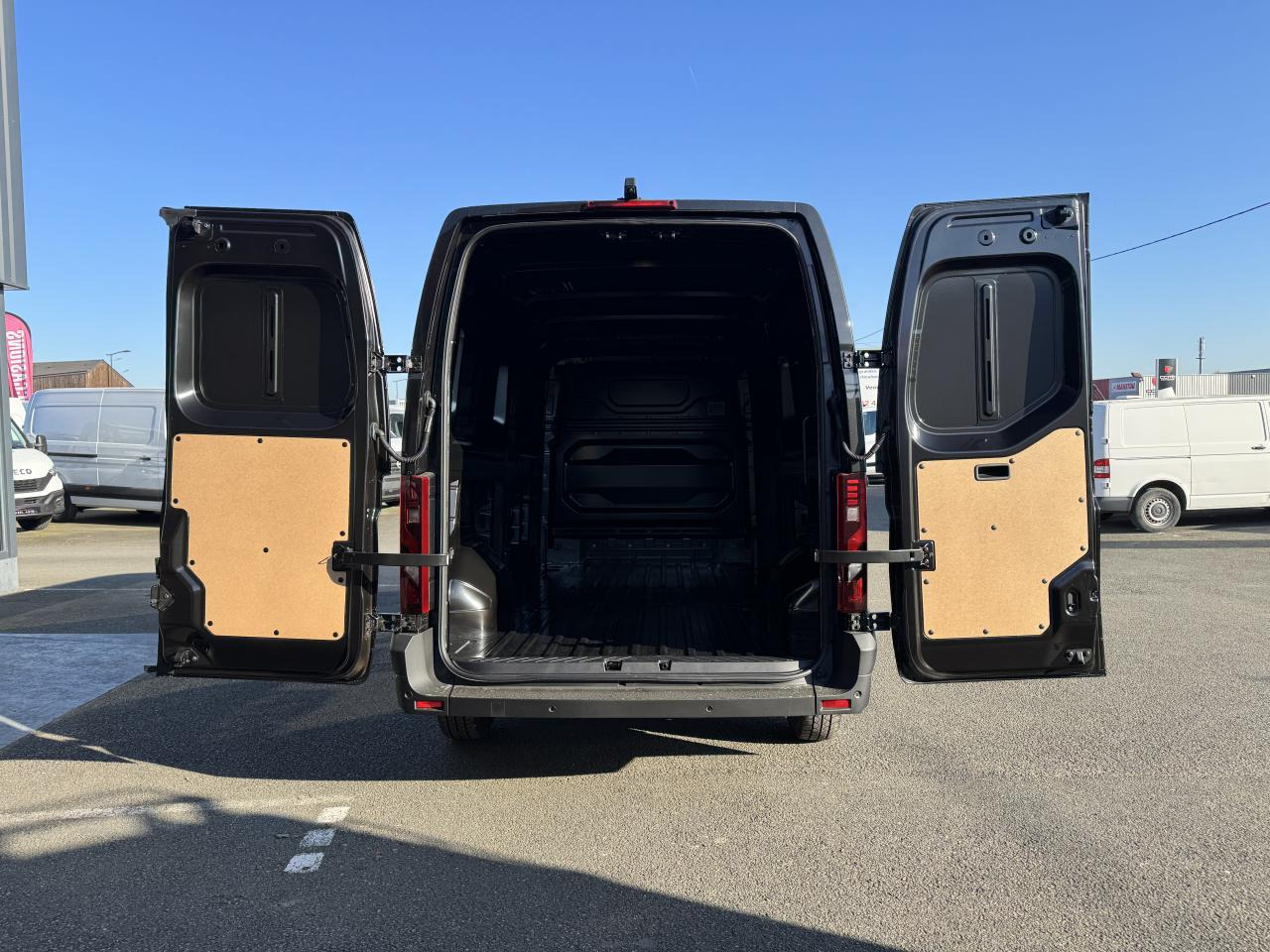 RENAULT master F3500 L3H2 2.0 BLUE DCI 150CH EXTRA + CAMERA - Furgón: foto 2 RENAULT master F3500 L3H2 2.0 BLUE DCI 150CH EXTRA + CAMERA - Furgón: foto 2