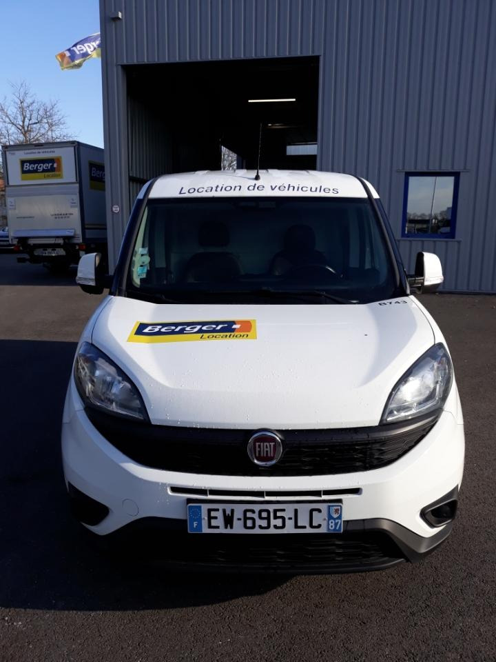 Fiat Doblo 1.3L 95cv - Furgoneta pequeña: foto 1 Fiat Doblo 1.3L 95cv - Furgoneta pequeña: foto 1