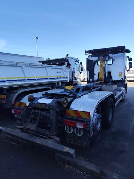 Renault C 380 P6X2 E6 BRAS GUIMA T20 avec HIGHT TOWER - Camión multibasculante: foto 3 Renault C 380 P6X2 E6 BRAS GUIMA T20 avec HIGHT TOWER - Camión multibasculante: foto 3