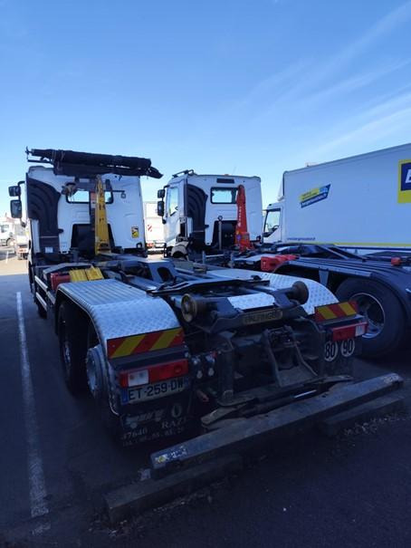 Renault C 380 P6X2 E6 BRAS GUIMA T20 avec HIGHT TOWER - Camión multibasculante: foto 4 Renault C 380 P6X2 E6 BRAS GUIMA T20 avec HIGHT TOWER - Camión multibasculante: foto 4
