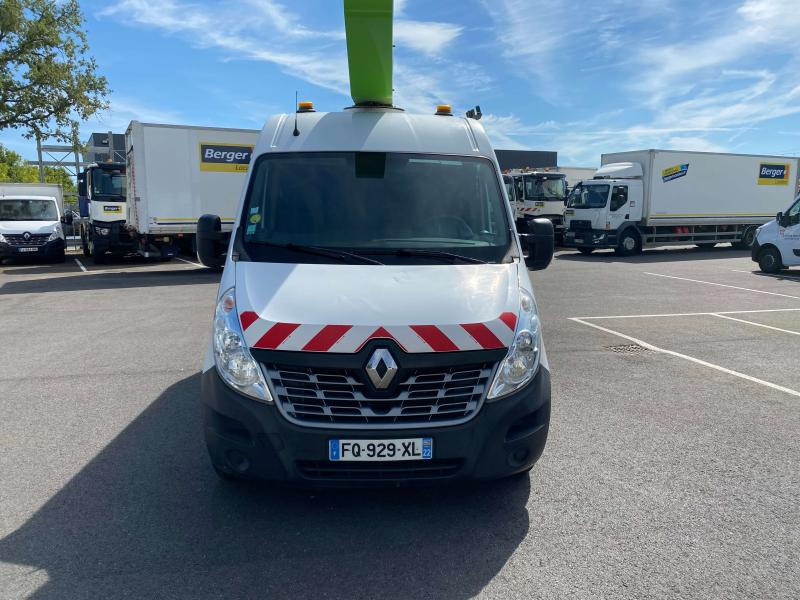 Renault Master 145.35 FG Tronqué L2H2 Nacelle Pack éco - Camión con plataforma elevadora: foto 1 Renault Master 145.35 FG Tronqué L2H2 Nacelle Pack éco - Camión con plataforma elevadora: foto 1