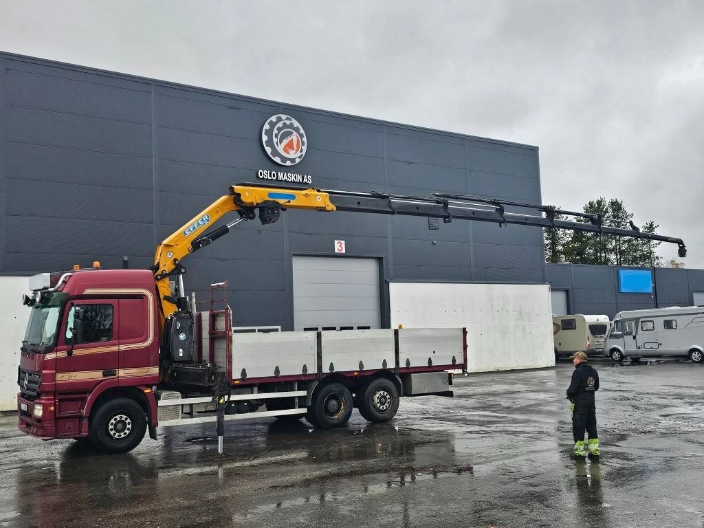 Mercedes-Benz Actros 2544  - Camión grúa: foto 2 Mercedes-Benz Actros 2544  - Camión grúa: foto 2