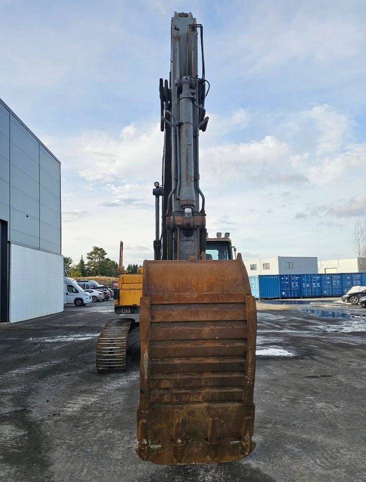 Excavadora de cadenas Volvo EC 240 LC: foto 7