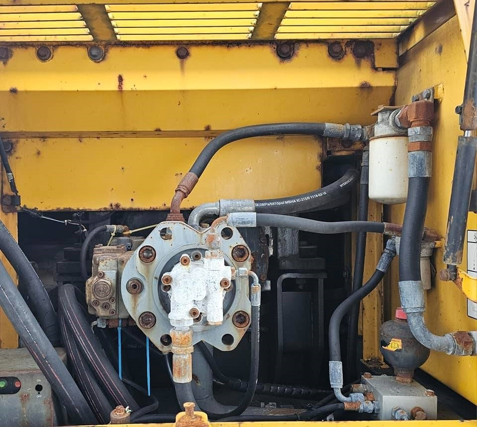 Excavadora de cadenas Volvo EC 240 LC: foto 18