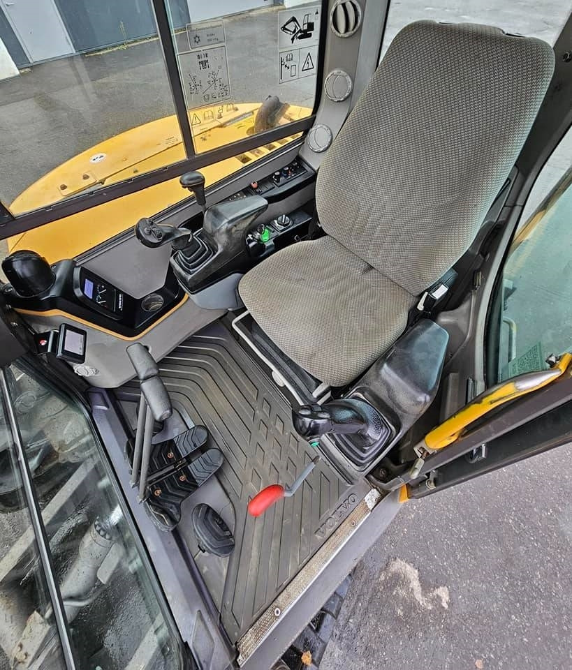 Miniexcavadora Volvo ECR 58 D: foto 21