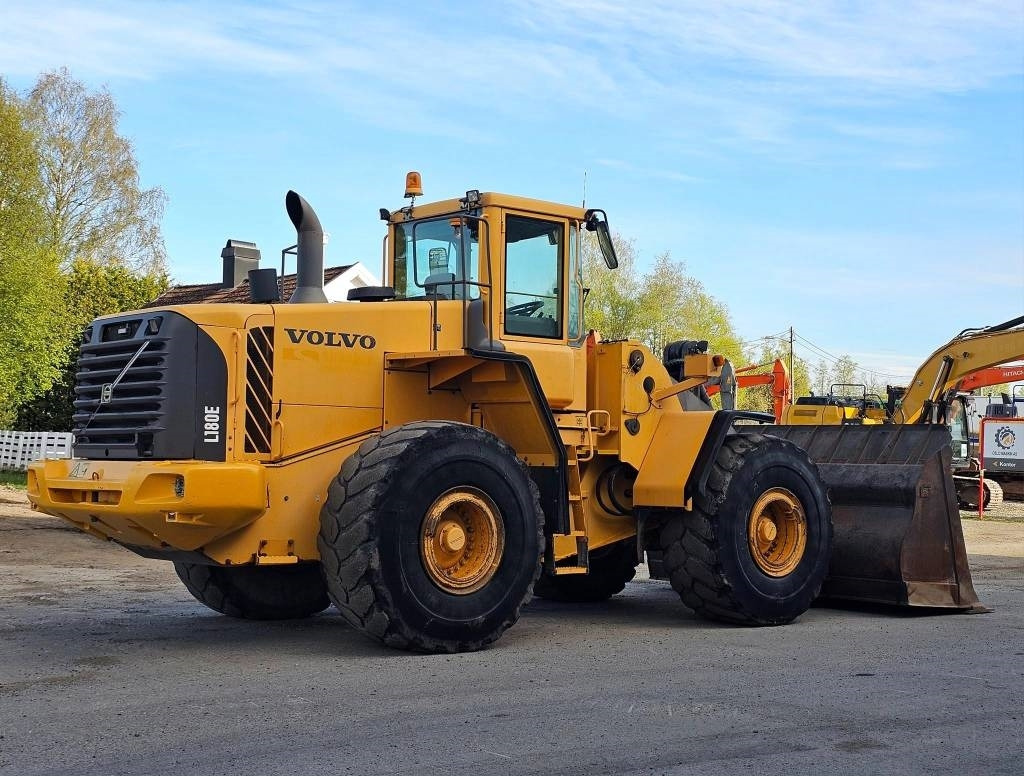 Leasing de Volvo L 180 E  Volvo L 180 E: foto 6