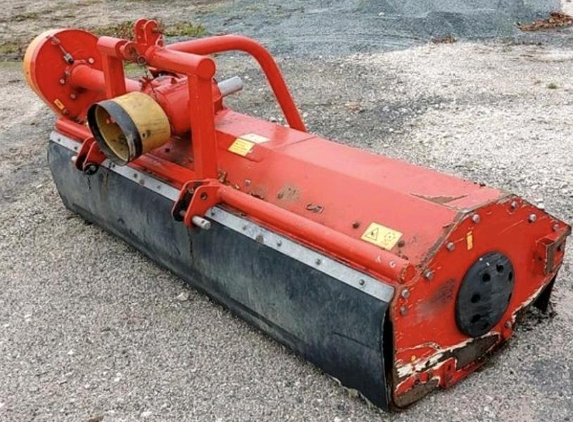 Dücker PMK21 2017 Frontmulchgerät Mulcher Mulchgerät Traktor - Desbrozadora de martillos: foto 5 Dücker PMK21 2017 Frontmulchgerät Mulcher Mulchgerät Traktor - Desbrozadora de martillos: foto 5