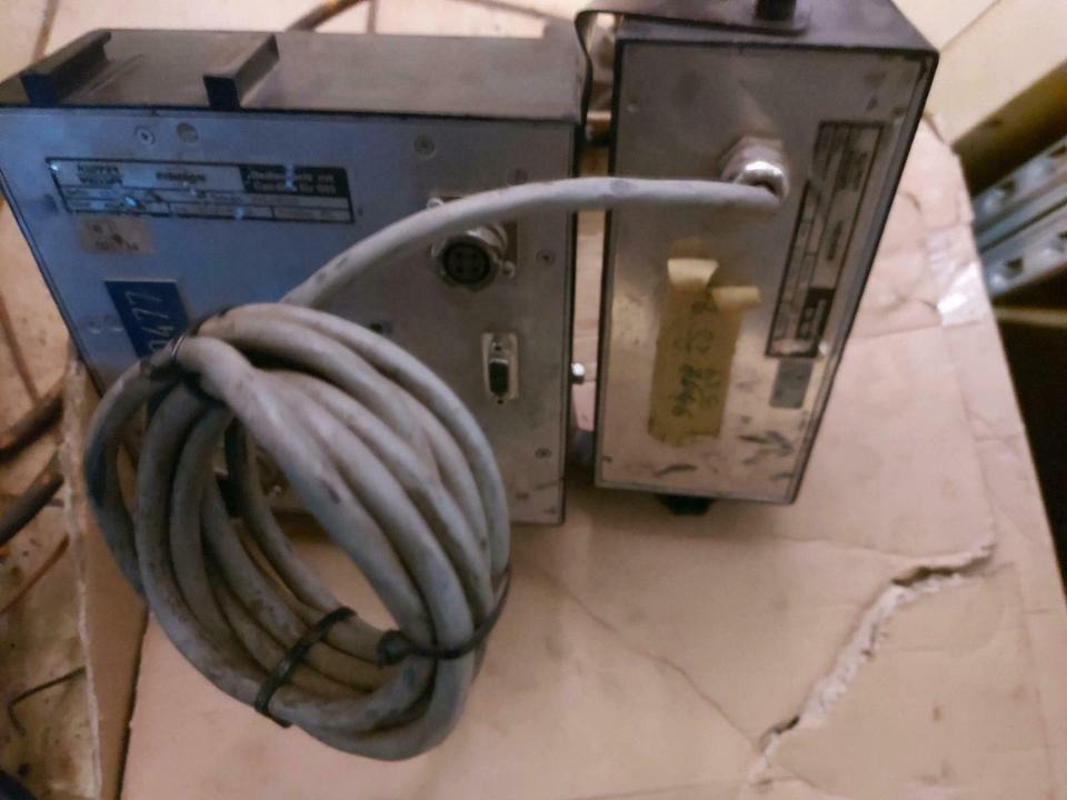 Küpper Weisser IMS Salzstreuer Steuergerät Bordcomputer Bedientei - Unidad de control para Vehículo municipal: foto 2 Küpper Weisser IMS Salzstreuer Steuergerät Bordcomputer Bedientei - Unidad de control para Vehículo municipal: foto 2