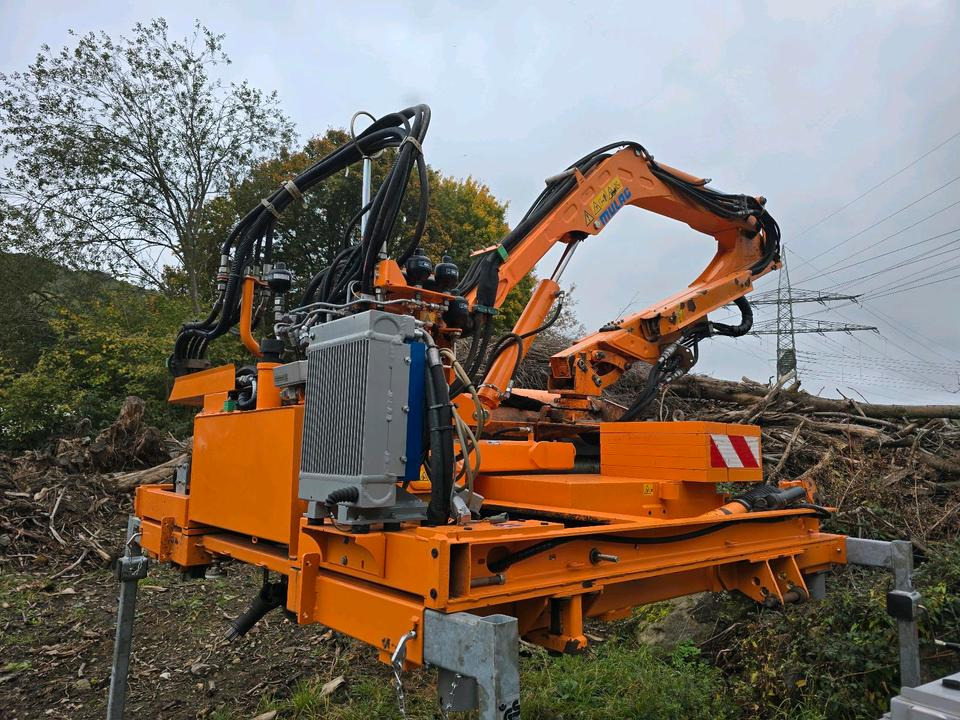 Mulag MHU 800 2020 Mähausleger Böschungsmäher Böschungsmulcher für Unimog 405 U 300 400 500 318 423 427 430 527 535 530 Mercedes-Benz - Desbrozadora de brazo: foto 1 Mulag MHU 800 2020 Mähausleger Böschungsmäher Böschungsmulcher für Unimog 405 U 300 400 500 318 423 427 430 527 535 530 Mercedes-Benz - Desbrozadora de brazo: foto 1