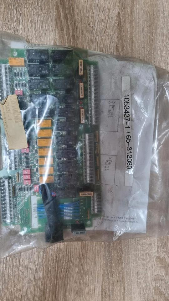 Platine Beilhack Seitenschneepflug 1053437-1 / 65-312080 Steuerplatine Steuerung - Unidad de control para Vehículo municipal: foto 3 Platine Beilhack Seitenschneepflug 1053437-1 / 65-312080 Steuerplatine Steuerung - Unidad de control para Vehículo municipal: foto 3