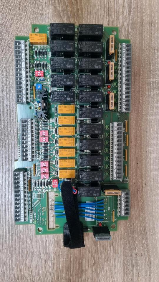 Platine Beilhack Seitenschneepflug 1053437-1 / 65-312080 Steuerplatine Steuerung - Unidad de control para Vehículo municipal: foto 1 Platine Beilhack Seitenschneepflug 1053437-1 / 65-312080 Steuerplatine Steuerung - Unidad de control para Vehículo municipal: foto 1