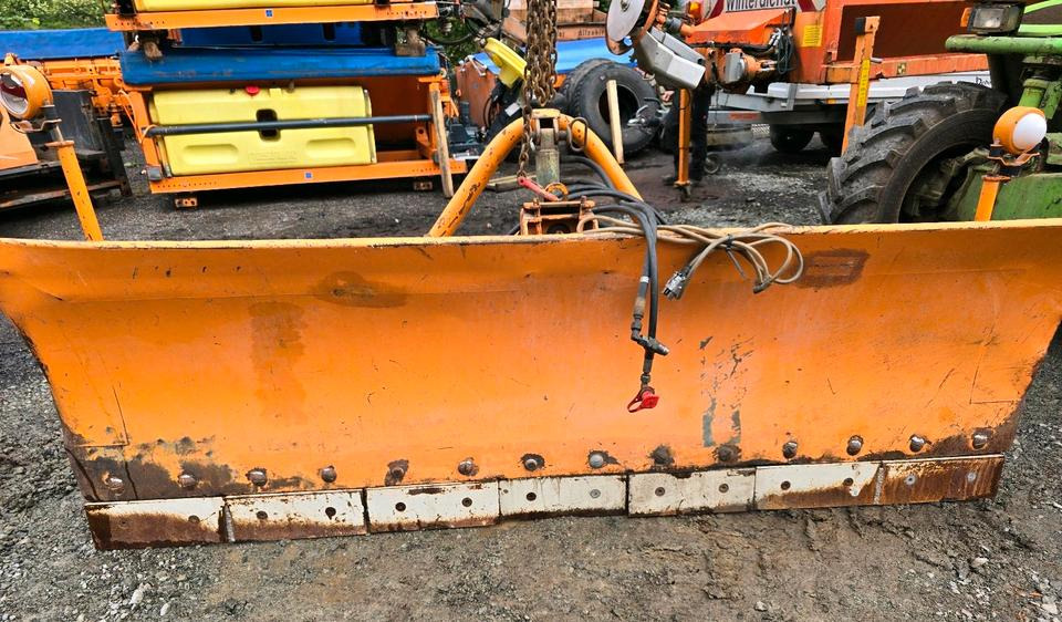 Schmidt Schneepflug F3 Schneeschild Schneeschieber CP3 3 2 1 für Unimog Mercedes-Benz - Cuchilla quitanieves: foto 5 Schmidt Schneepflug F3 Schneeschild Schneeschieber CP3 3 2 1 für Unimog Mercedes-Benz - Cuchilla quitanieves: foto 5