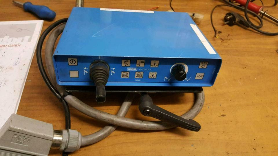 Schneepflugsteuerung Bordcomputer Steuerung Schmidt Schneepflug - Unidad de control para Vehículo municipal: foto 1 Schneepflugsteuerung Bordcomputer Steuerung Schmidt Schneepflug - Unidad de control para Vehículo municipal: foto 1