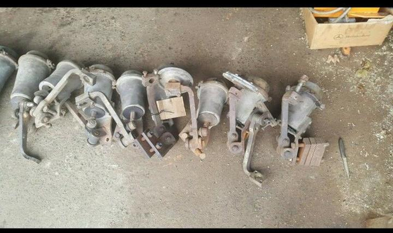 Unterwurfketten Schleuderketten Unimog LKW Winterdienst - Neumáticos y llantas para Vehículo municipal: foto 2 Unterwurfketten Schleuderketten Unimog LKW Winterdienst - Neumáticos y llantas para Vehículo municipal: foto 2