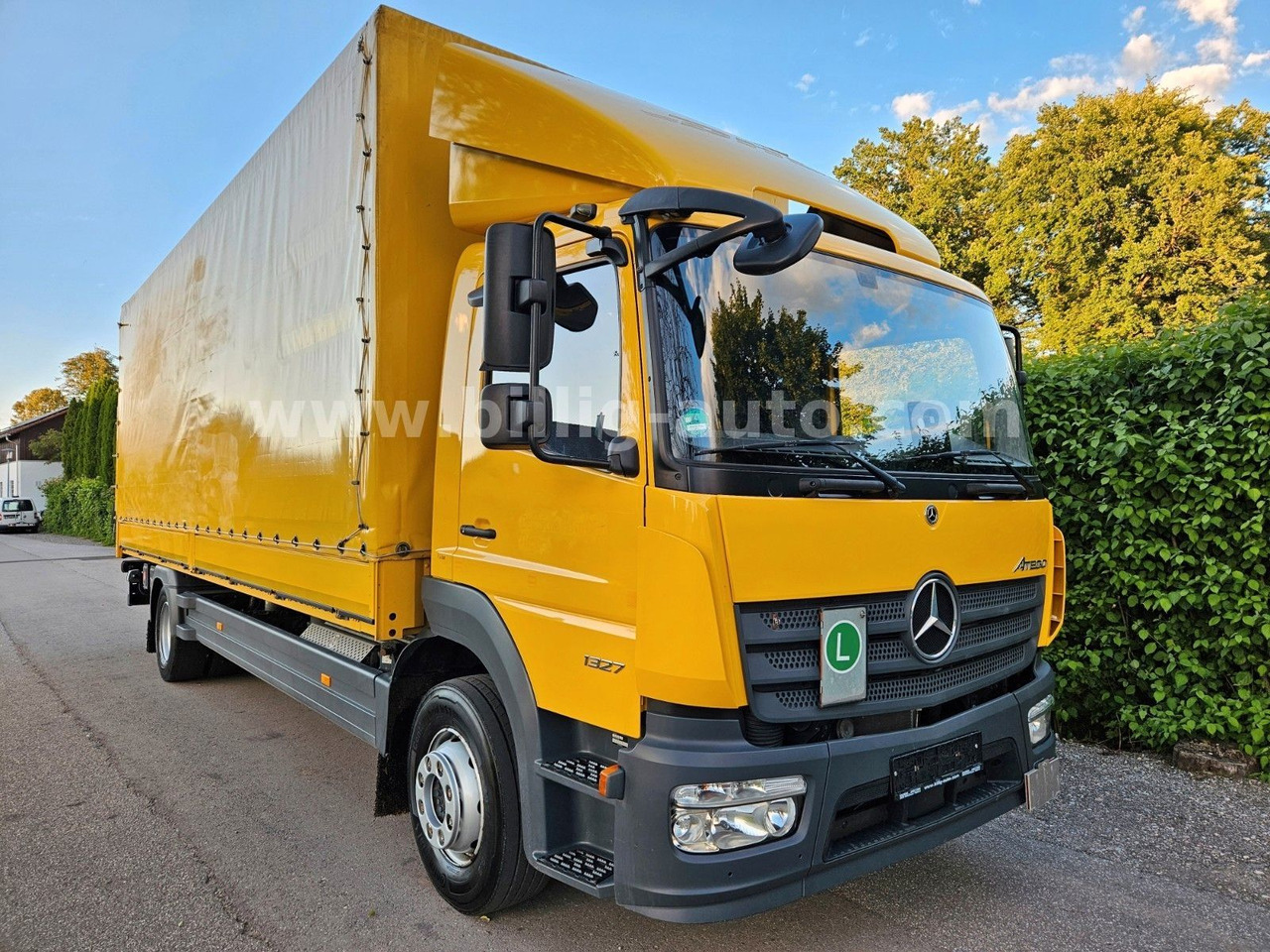 Mercedes-Benz Atego 1327 L * BREMS/SPUR-ASS*DIFF.*LBW*AHK*7.2m - Camión lona: foto 5 Mercedes-Benz Atego 1327 L * BREMS/SPUR-ASS*DIFF.*LBW*AHK*7.2m - Camión lona: foto 5