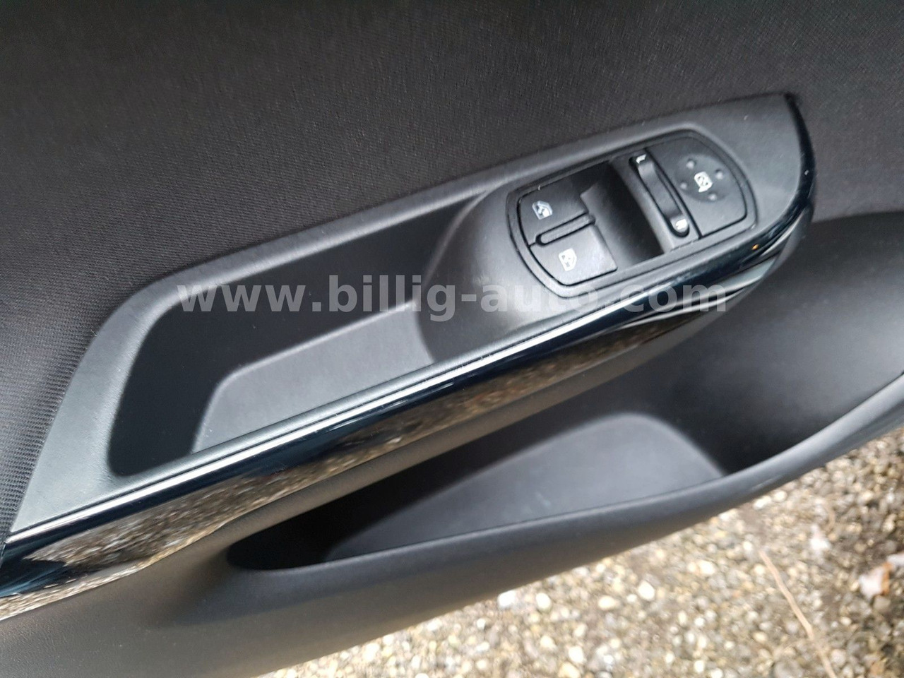 Coche Opel Corsa E Edition NAVI Bluetooth Handy PDC MY2018: foto 14