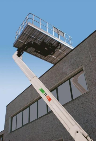 Comet Podnośnik koszowy SOLAR 11m lub 15 m zamontowany na Iveco - Camión con plataforma elevadora: foto 4 Comet Podnośnik koszowy SOLAR 11m lub 15 m zamontowany na Iveco - Camión con plataforma elevadora: foto 4