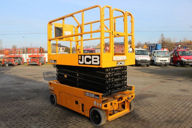 JCB podnośnik nożycowy elektryczny 12 m JCB S3246E electric scissor lift - Plataforma de tijeras: foto 3 JCB podnośnik nożycowy elektryczny 12 m JCB S3246E electric scissor lift - Plataforma de tijeras: foto 3